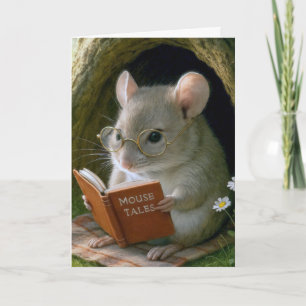 Carte Souris d'anniversaire Lecture d'un livre dans un t