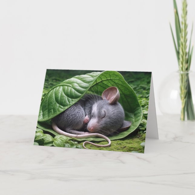 Carte Souris dormant dans une feuille verte (Devant)