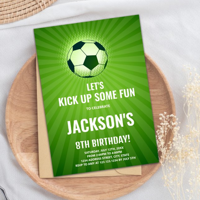 Carte Sport Boys avec Ball & Field (Soccer Birthday Invitations)
