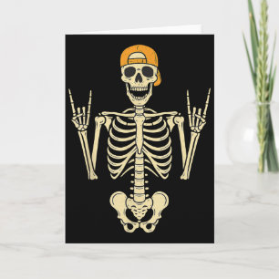 Carte Squelette de rockeur skater en casquette Halloween