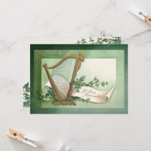 Carte St. Patrick's Day vintage avec Harpe et Clover