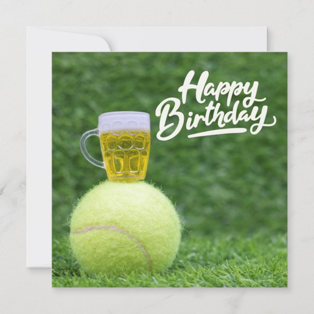 Carte Tennis Anniversaire avec balle et bière sur l'herb (Devant)