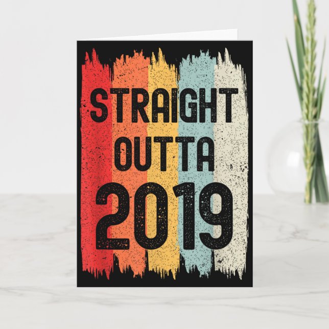 Carte Tout droit sorti de 2019 Drôle Rétro Anniversaire  (Devant)