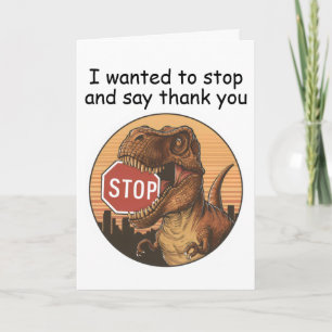 Carte trex mordant sur le panneau stop