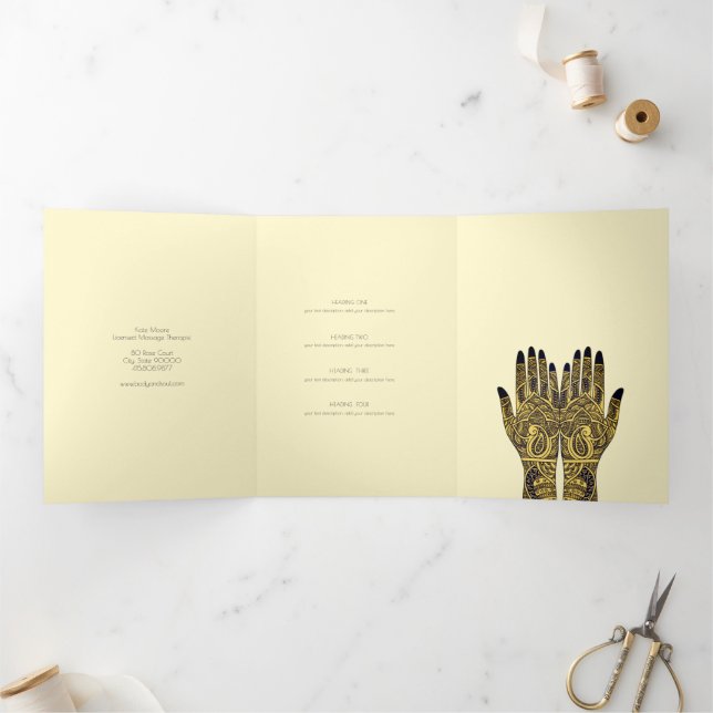 Carte Trois Volets Thérapeute de massage Henna Mehndi Mains (Intérieur)