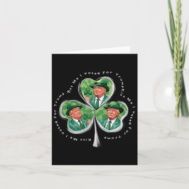 Carte Trump St Patrick's Day 2025 Drôle Kiss Me I Voted  (Devant)