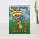 Carte Twin Brother Joyeux Anniversaire avec un singe ten<br><div class="desc">Twin Brother Joyeux anniversaire avec un singe tenant cake</div>