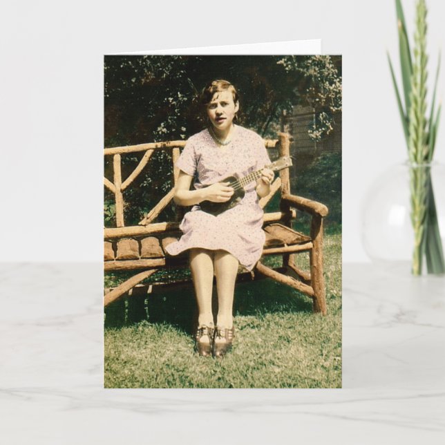 Carte Ukulélé fille chant photo de cru en août 1930 (Devant)