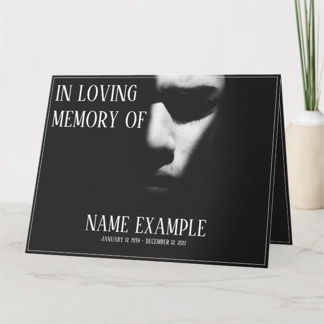 Carte Un visage endormi dans une demi-ombre (Devant)
