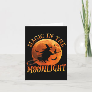 Carte Une Sorcière à cheval dans la magie d'Halloween