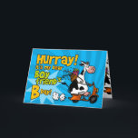 Carte vache à scooter du BD - ami<br><div class="desc">Envoyez à votre ami une carte d'anniversaire MOO-velous cette année - "Hurray que c'est l'anniversaire de mon cher ami !" carte de voeux spécifique d'anniversaire de rapport. Texte intérieur "espoir vous n'êtes pas "deux fatigués" pour célébrer !"</div>