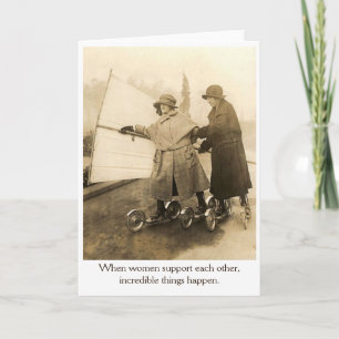 Carte Vintage - Les Femmes Se Soutenant Les Unes Les Aut