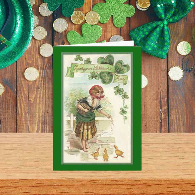 Carte Vintage St. Patrick's Lady Nourrissant Bébé Poulet (Vintage St. Patrick's Lady Feeding Baby Chickens Car)