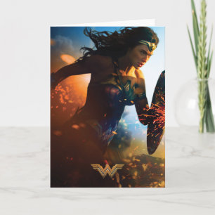 Carte Wonder Woman court sur le champ de bataille