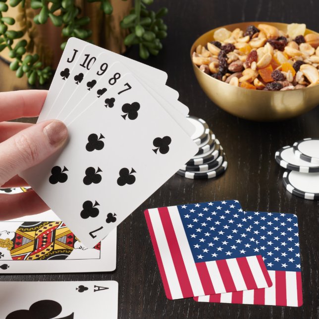 Cartes à jouer avec le drapeau américain (In Situ)