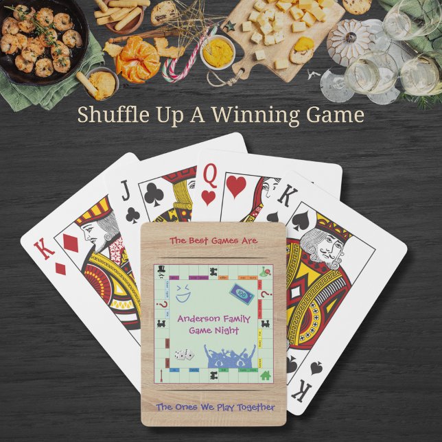 Cartes de jeu de nuit de jeu de société décontract (Custom board game playing cards featuring a printed wood design and sentimental family quote.)