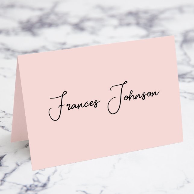 Cartes de nom de signature Modern Blush (Blush and Black Modern Handwritten Signature Style Script Individual Name Place Cards)