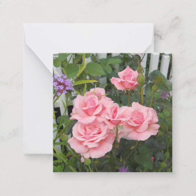 Cartes de notes plates aux roses roses (Devant)