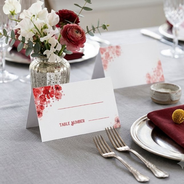 Cartes de placement de mariage florales rouges rom (Créateur téléchargé)