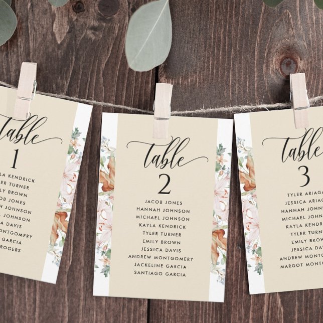 Cartes de plan de table Beige Blooms avec noms des (Créateur téléchargé)