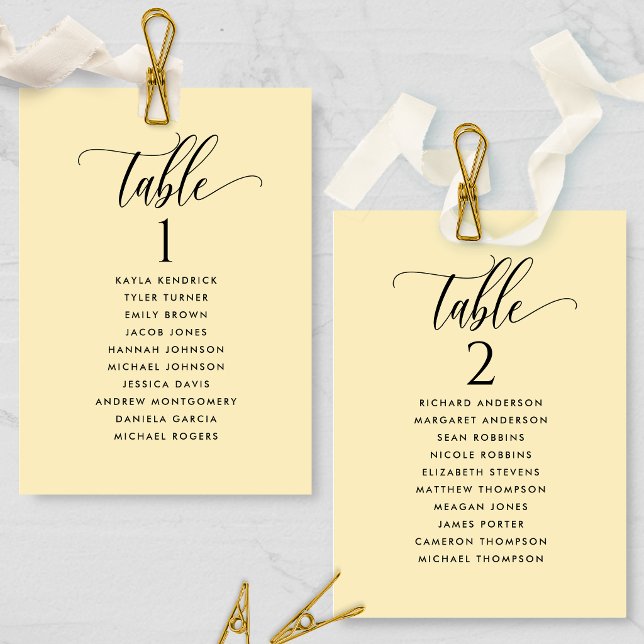 Cartes de plan de table jaune poussiéreux avec nom (Créateur téléchargé)