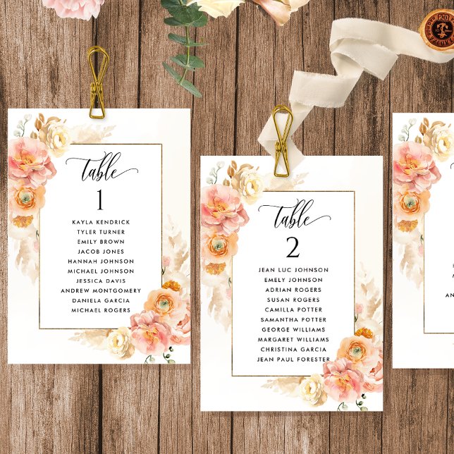 Cartes de plan de table rose pêche avec noms des i (Créateur téléchargé)