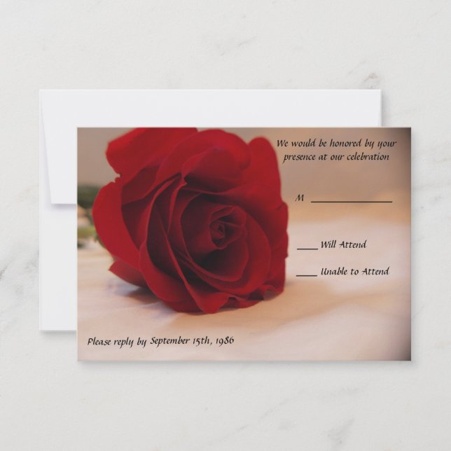 Cartes de réponse de mariage Rose Rouge Élégante (Devant)