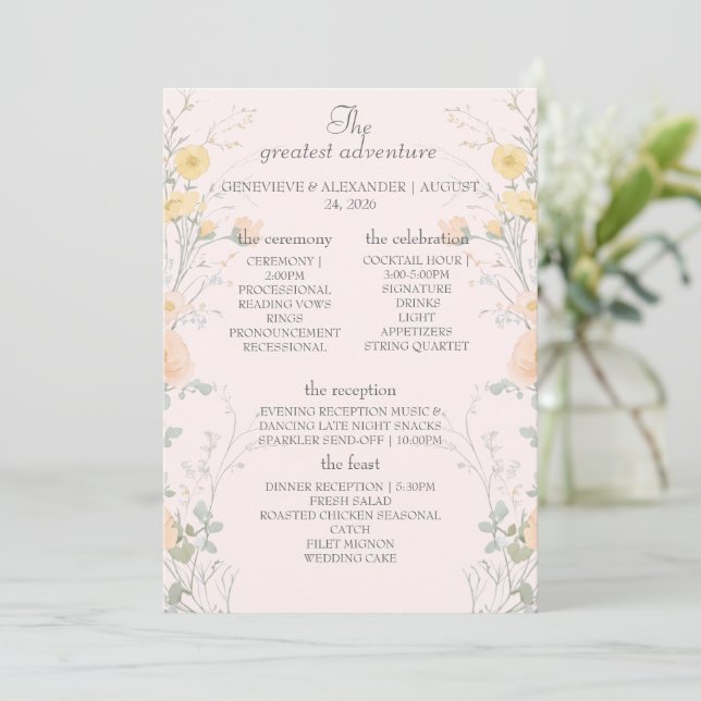 Cartes de table pliées pour mariage aux fleurs sau (Debout devant)