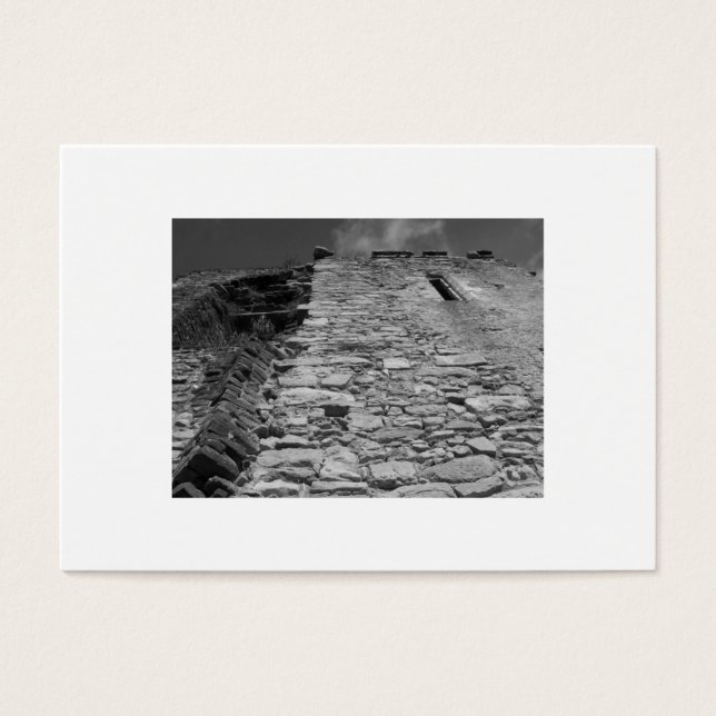 Cartes De Visite Ancien bâtiment. Mur de pierre et ciel. (Devant)