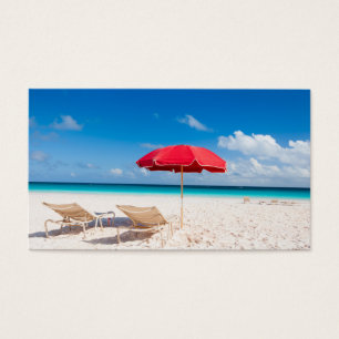 Cartes De Visite Chaises et parasols sur une plage tropicale