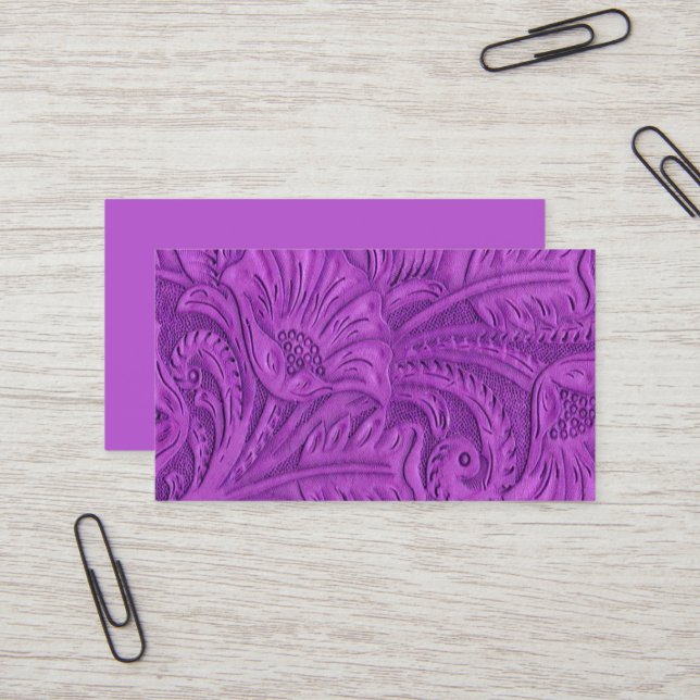 Cartes de visite en cuir pourpres d'impression (Devant/Arrière en situation)
