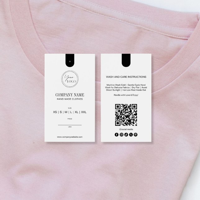 Cartes De Visite Étiquette de prix de vêtement avec code QR minimal (Simple Minimalist QR Code Clothing Price Tag Label, BLACK AND WHITE)