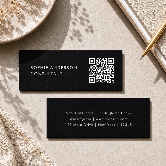 Cartes de visite QR Code | Carte de contact mini n (Black mini business cards with a custom QR code for simple, polished contact sharing.)