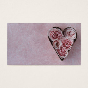 Cartes De Visite roses roses roses dans un cutter en forme de coeur