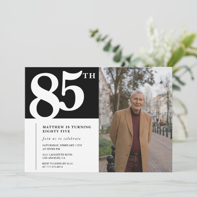 Cartes d'invitation pour 85e anniversaire noir Mod (Debout devant)