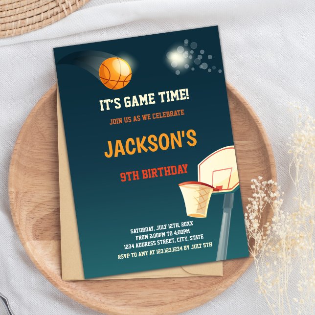 Cartes d'invitation pour basketball vert foncé (Dark Green Basketball Invitations)