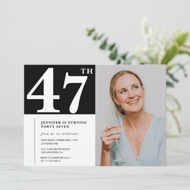 Cartes d'invitation pour un 47e anniversaire en ph (Debout devant)