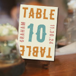 Cartes Numéro de tableau Retro Bold Bright Typogra<br><div class="desc">Impressionnez vos invités mariages avec cette carte de numéro de table personnalisée amusante et audacieuse! La typographie audacieuse d'inspiration sud-ouest en or rétro, bleu poussiéreux et rose vif sont la façon parfaite et amusante de rendre les clients excités pour votre mariage. Vous pouvez customiser tout le texte et les couleurs...</div>