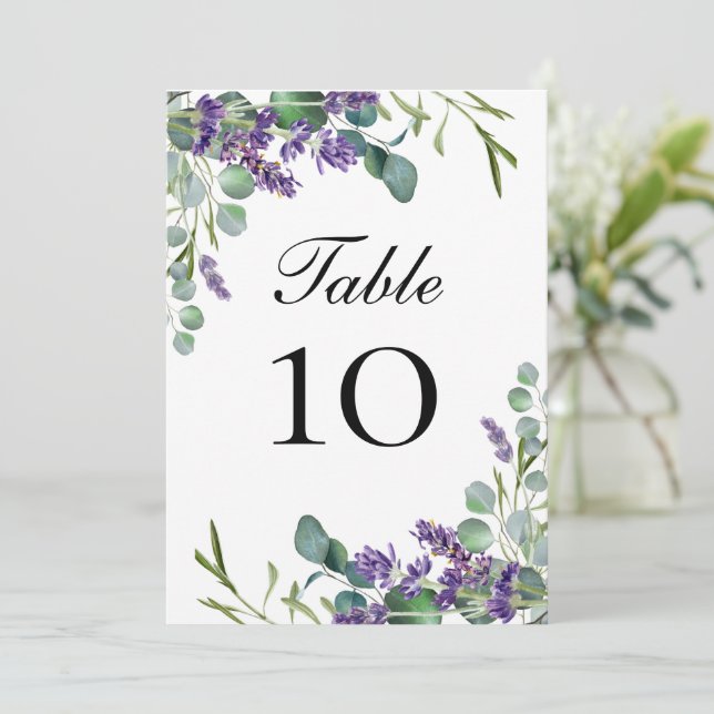 Cartes numérotées de table de mariage à la lavande (Debout devant)