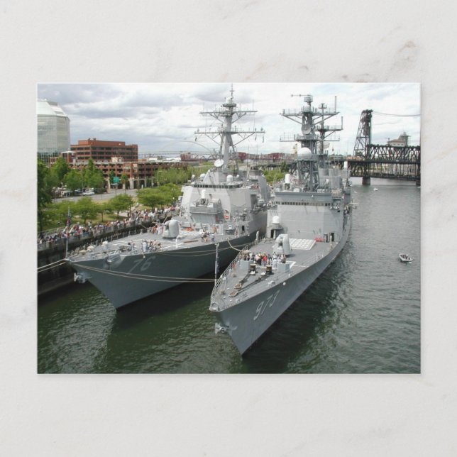Cartes postales des navires de la marine de l'Oreg (Devant)