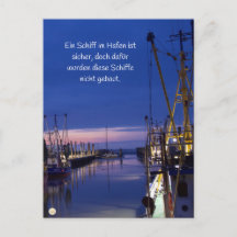 Cartes postales : un bateau dans le port