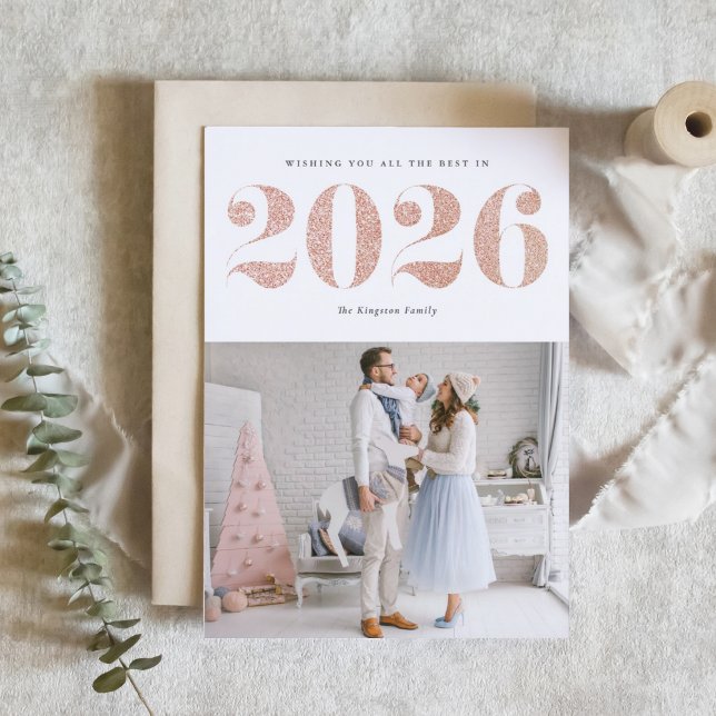 Cartes Pour Fêtes Annuelles 2025 Faux Rose Gold Parties scintillant Moderne Bo (Ring in 2026 with this sparkly Happy New Year photo card featuring faux rose gold glitter.)
