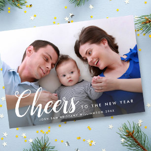 Cartes Pour Fêtes Annuelles À la nouvelle année Photo de famille heureuse pers