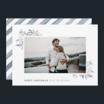 Cartes Pour Fêtes Annuelles Aquarelle Floral Happy Hanoukka<br><div class="desc">Envoyez des voeux de Noël à votre famille et à vos amis avec cette carte de vacances minimaliste. Une photo à l'avant, accompagnée d'élégantes calligraphies bleues et de branches de vacances aquarelle, et d'un motif à rayures aquarelle à l'arrière. Le style moderne et minimaliste vous permettra de faire rayonner vos...</div>