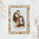 Cartes Pour Fêtes Annuelles Aquarelle Pain d'épices Maisons Photo Noël<br><div class="desc">Répandez la fête avec nos maisons de pain d’épices personnalisables, une carte postale de Noël, une façon festive d’envoyer les salutations de votre saison. Dotée d'une aquarelle de charmantes maisons en pain d'épice, cette carte postale reflète l'esprit cosy de la saison. Personnalisez cette carte postale de Noël en ajoutant votre...</div>