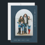 Cartes Pour Fêtes Annuelles Arche Hanoukka simple | Deux photos modernes<br><div class="desc">Ces cartes Hanoukka simples et élégantes disent "Amour et Lumière" et présentent votre photo en forme d'arc moderne sur un arrière - plan bleu riche, avec une autre arche bleu foncé comme accent. Le dos de la carte offre de la place pour une photo supplémentaire, ainsi qu'un court message personnel....</div>