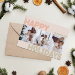Cartes Pour Fêtes Annuelles Audacieuse Année Moderne En Revue Corail Trois Pho<br><div class="desc">Envoyez des voeux chauds cette saison de vacances avec cette année moderne unique et mignonne, audacieuse en revue corail trois photo joyeuse carte de vacances. Son design sobre et minimaliste présente des éléments d'inspiration boho dans les tons rose clair, corail pastel, vert sauge, bleu et pêche. Célébrant l'esprit festif de...</div>