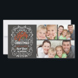 Cartes Pour Fêtes Annuelles Ayez Un Chalkboard De Noël Holly Jolly 3-Photo<br><div class="desc">Festif et folksy bouclé style tableau noir Noël Fêtes modèle photo de voeux de Noël sur cartes plates tendance. Style Chalkboard de Whimsical cadre tourbillonnant avec typographie de craie colorée et joyeuse et mélange rétro de styles lettrés à la main, décoré de feuillage gelé et de baies sèches. Ajoutez vos...</div>