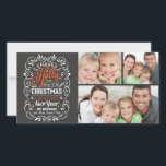 Cartes Pour Fêtes Annuelles Ayez Un Chalkboard De Noël Holly Jolly 3-Photo<br><div class="desc">Festif et folksy bouclé style tableau noir Noël Fêtes modèle photo de voeux de Noël sur cartes plates tendance. Style Chalkboard de Whimsical cadre tourbillonnant avec typographie de craie colorée et joyeuse et mélange rétro de styles lettrés à la main, décoré de feuillage gelé et de baies sèches. Ajoutez vos...</div>