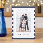 Cartes Pour Fêtes Annuelles Bande classique | Hanoukka photo verticale<br><div class="desc">Partagez vos salutations de vacances avec ces cartes photos Hanoukka avec votre ensemble photo préféré sur un arrière - plan de rayures bleu clair et blanc. Une zone de message modifiable vous permet de customiser votre Chanukah ou votre salutation de vacances. Ajoutez votre nom de famille ou vos noms en...</div>